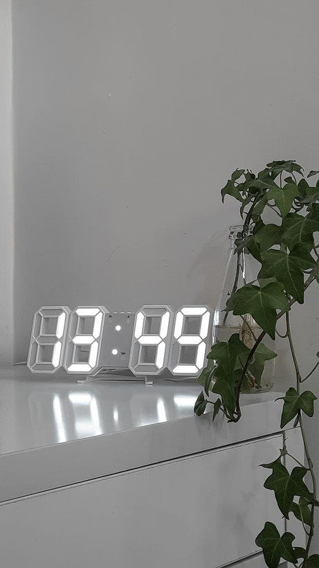 ساعت دیواری و رومیزی مدل X Segment Clock