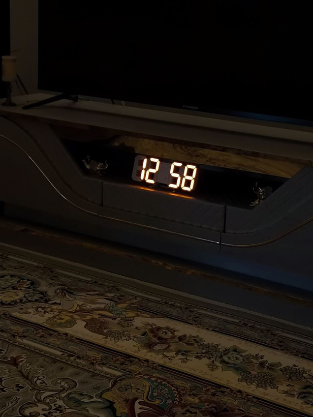 ساعت دیواری و رومیزی مدل X Segment Clock