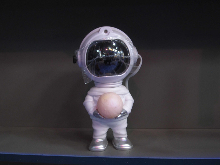 چراغ خواب پروژکتور کهکشانی مدل فضانورد Astronaut Nebula