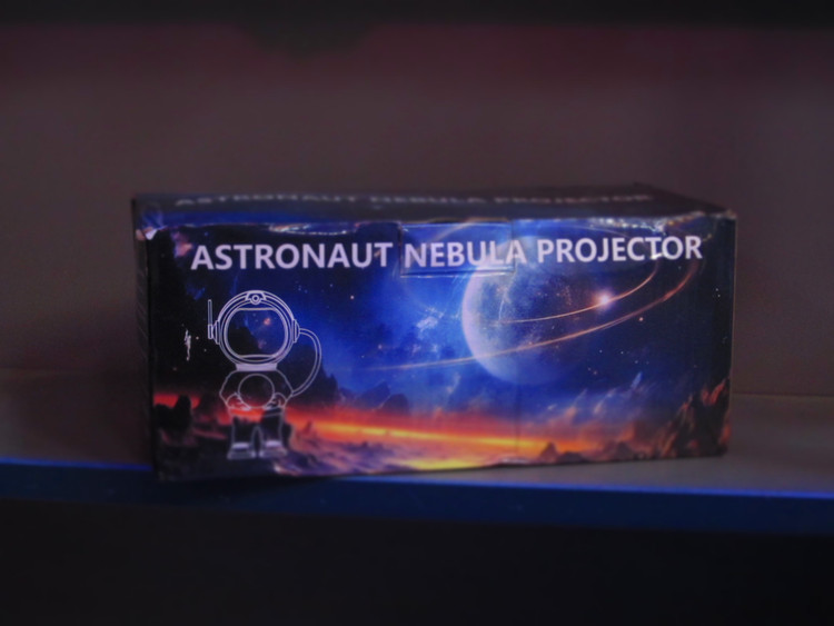 چراغ خواب پروژکتور کهکشانی مدل فضانورد Astronaut Nebula